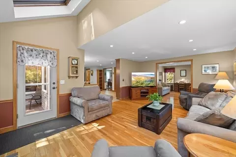 181 Devon St, Taunton, MA 02780 photo 15