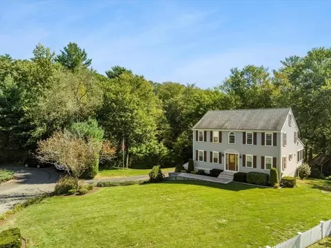 181 Devon St, Taunton, MA 02780 photo 2