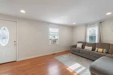 Living - 95 Eddy St, Springfield, MA 01104 photo 1 of 1