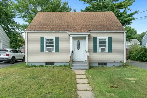 95 Eddy St, Springfield, MA 01104