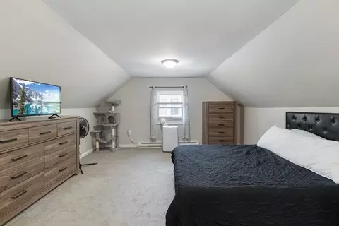 Bedroom - 95 Eddy St, Springfield, MA 01104 photo 1 of 5