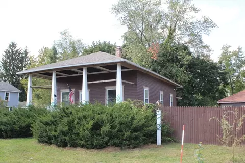Exterior - 7 State Rd, South Deerfield, MA 01373 photo 2 of 7
