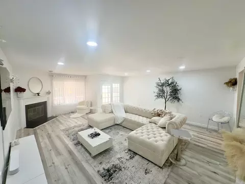 502 Browning Ln #502, Worcester, MA 01609