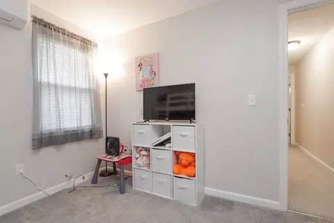 12-14 Sylvan St, Springfield, MA 01108 photo 17