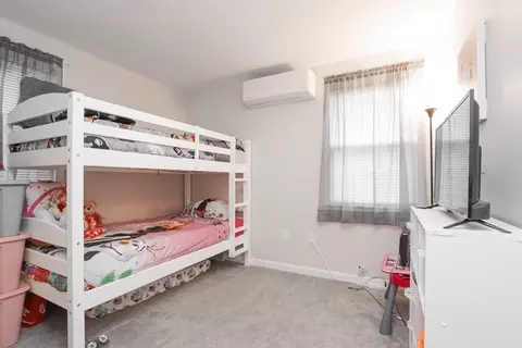 12-14 Sylvan St, Springfield, MA 01108 photo 16