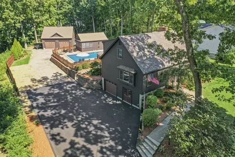 1 Shepherd Ave, Dudley, MA 01571 photo 2