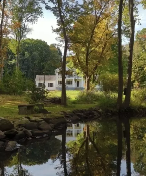 497-501 Church St, Northborough, MA 01532