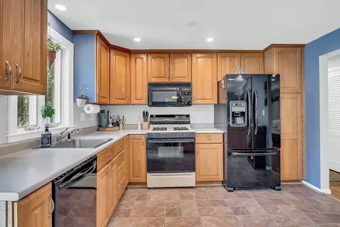 59 Murphy Rd, Hudson, MA 01749 photo 8