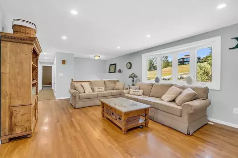 59 Murphy Rd, Hudson, MA 01749 photo 6