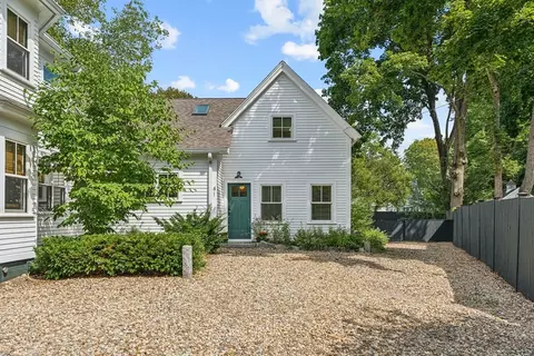 41 Cottage Ln #41, Concord, MA 01742