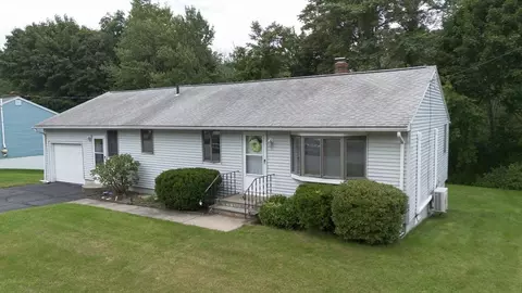 10 Dalphen Rd, Shrewsbury, MA 01545