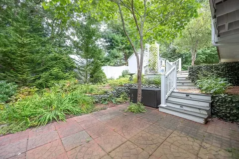 Exterior - 8 Nelson Cir, Mashpee, MA 02649 photo 8 of 11