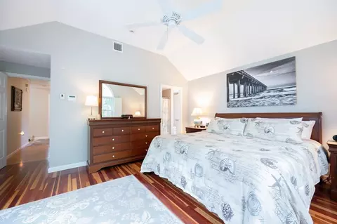 Bedroom - 8 Nelson Cir, Mashpee, MA 02649 photo 2 of 5