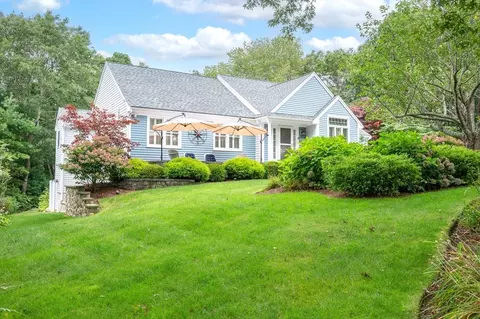 Exterior - 8 Nelson Cir, Mashpee, MA 02649 photo 10 of 11