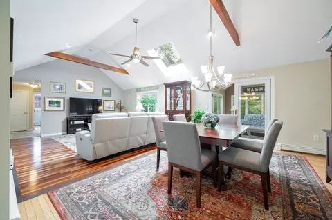 Dining - 8 Nelson Cir, Mashpee, MA 02649 photo 2 of 3