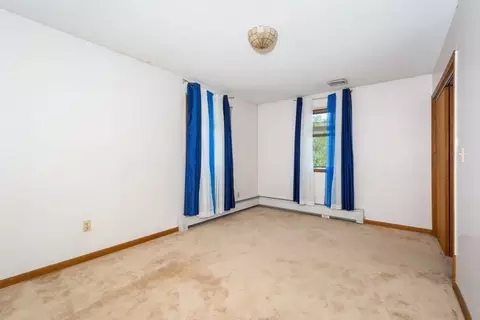 302 Maple St, Springfield, MA 01105 photo 24