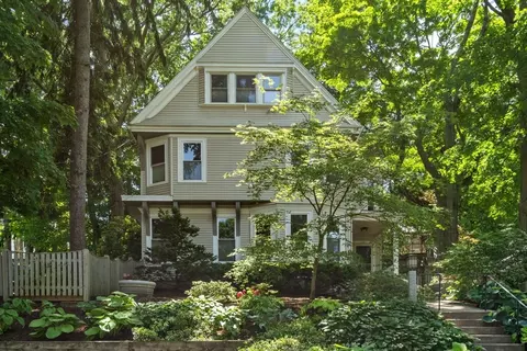 150 Newtonville Ave, Newton, MA 02458