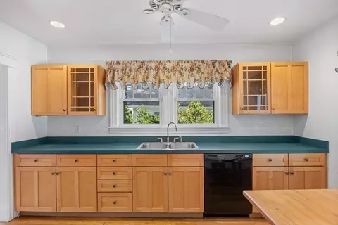 2 Mason St, Walpole, MA 02081 photo 7