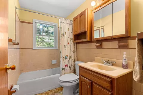 Bath - 8 3rd St, Ayer, MA 01432 photo 1 of 2