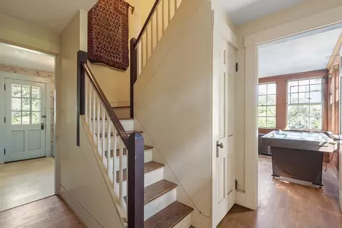 Entry Way - 129 Oak Hill Rd, Harvard, MA 01451 photo 2 of 2