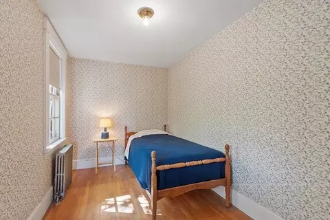 Bedroom - 129 Oak Hill Rd, Harvard, MA 01451 photo 2 of 5