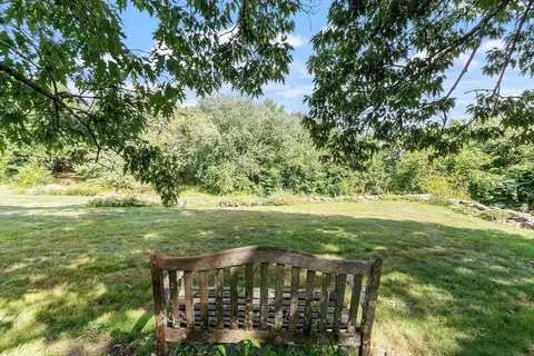 Exterior - 129 Oak Hill Rd, Harvard, MA 01451 photo 4 of 5