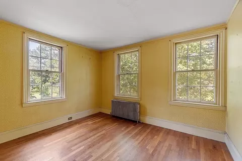 Bedroom - 129 Oak Hill Rd, Harvard, MA 01451 photo 5 of 5