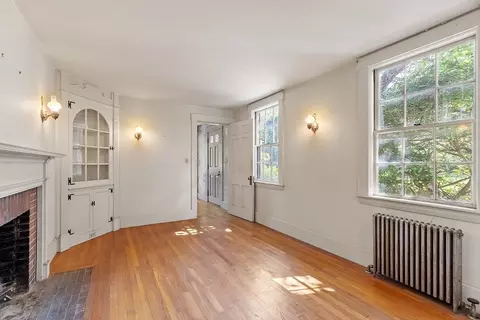 Living - 129 Oak Hill Rd, Harvard, MA 01451 photo 1 of 4