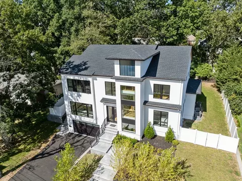 View/Area - 29 Levbert Rd, Newton, MA 02459 photo 1 of 5