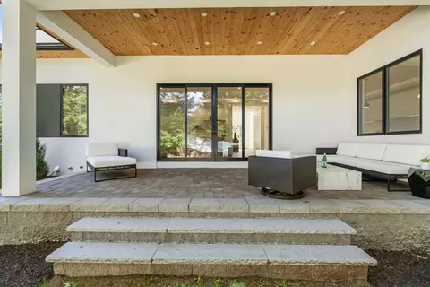 Exterior - 29 Levbert Rd, Newton, MA 02459 photo 3 of 7