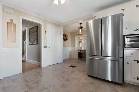 10 Spruce St #A, Danvers, MA 01923 photo 18
