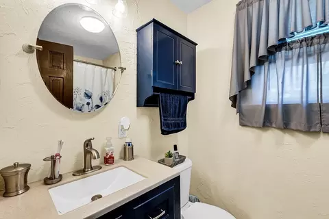 Bath - 14 Brown St, Spencer, MA 01562 photo 1 of 1