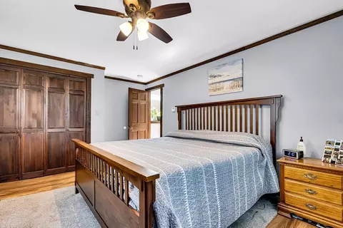 Bedroom - 14 Brown St, Spencer, MA 01562 photo 2 of 4