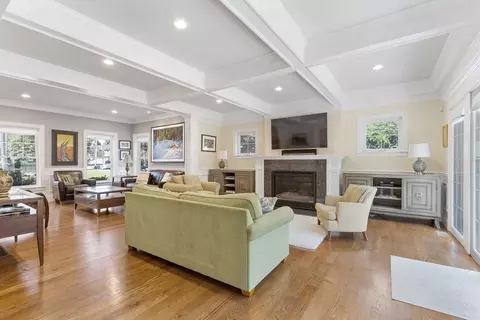 6 Pinewood Rd, Needham, MA 02492 photo 4