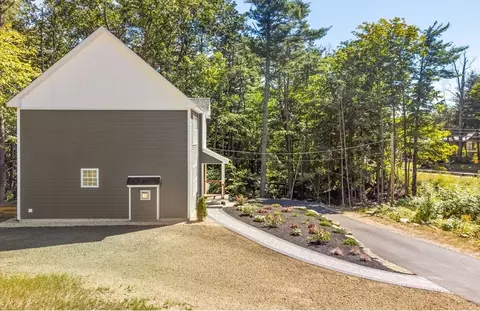Exterior - 16 High St, Ashburnham, MA 01430 photo 4 of 8