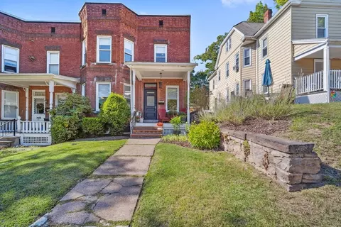 295 Linden St, Holyoke, MA 01040