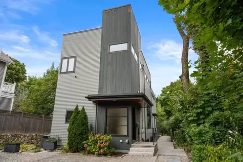9 Donnell St #F, Cambridge, MA 02138