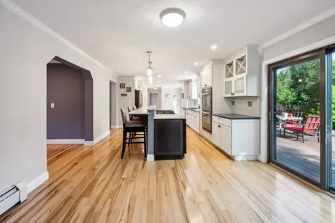 137 Hosley Rd, Gardner, MA 01440