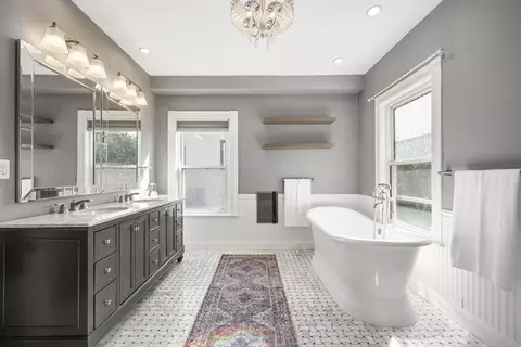 Bath - 18 S Munroe Ter, Boston, MA 02122 photo 1 of 4