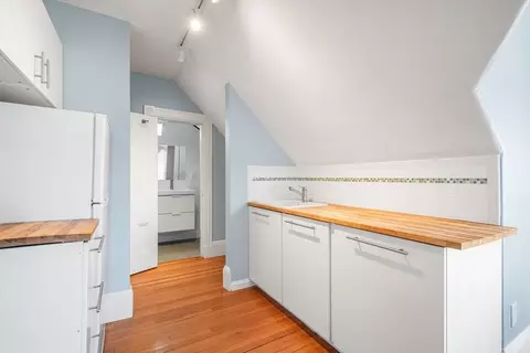 Kitchen - 18 S Munroe Ter, Boston, MA 02122 photo 4 of 4