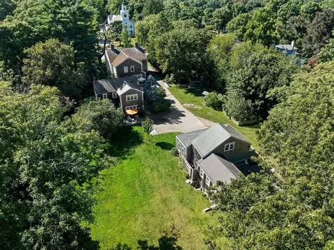 View/Area - 688 Main St, Hingham, MA 02043 photo 1 of 3