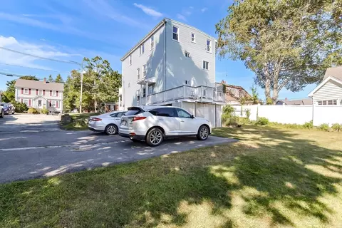 76 Needham St, Dedham, MA 02026 photo 4