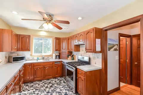 76 Needham St, Dedham, MA 02026 photo 10