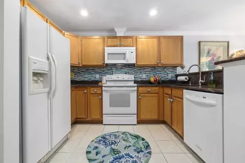 35 Collins St #75, Danvers, MA 01923 photo 15