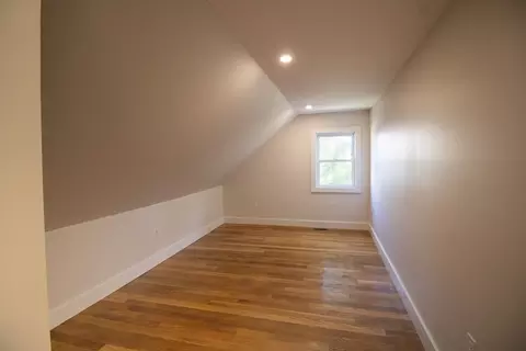 Bedroom - 31 Sargent St, Gloucester, MA 01930 photo 2 of 3