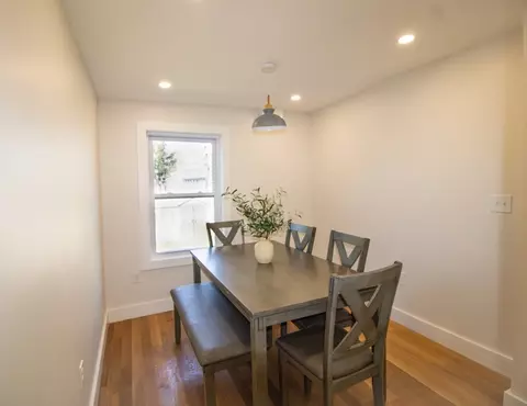 Dining - 31 Sargent St, Gloucester, MA 01930 photo 1 of 2