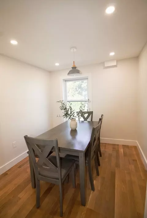 Dining - 31 Sargent St, Gloucester, MA 01930 photo 2 of 2