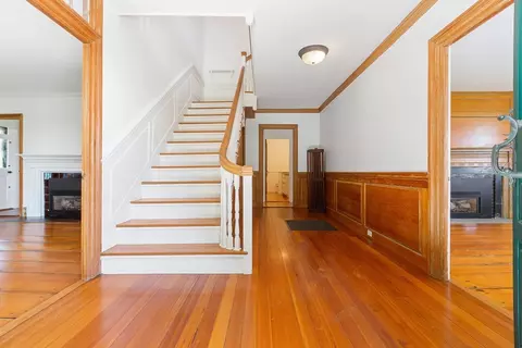 Entry Way - 49 Putnam Ave, Barnstable, MA 02635 photo 1 of 4