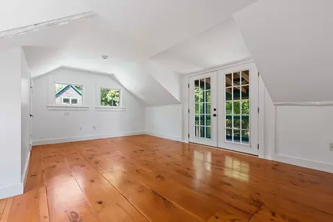 Bedroom - 49 Putnam Ave, Barnstable, MA 02635 photo 5 of 5