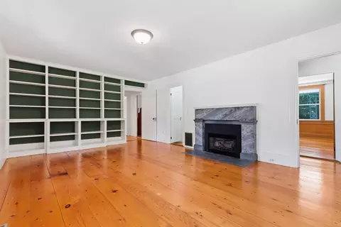 Living - 49 Putnam Ave, Barnstable, MA 02635 photo 1 of 2